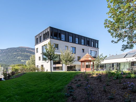 Steuer- und Wirtschaftsberatung in Südtirol Steuer- und Wirtschaftsberatung in Südtirol